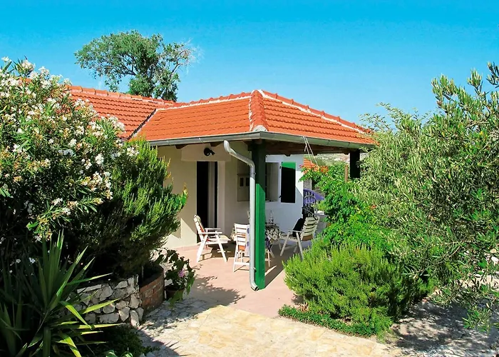 Tatil Evi Camp Marko-3 By Interhome Zečevo